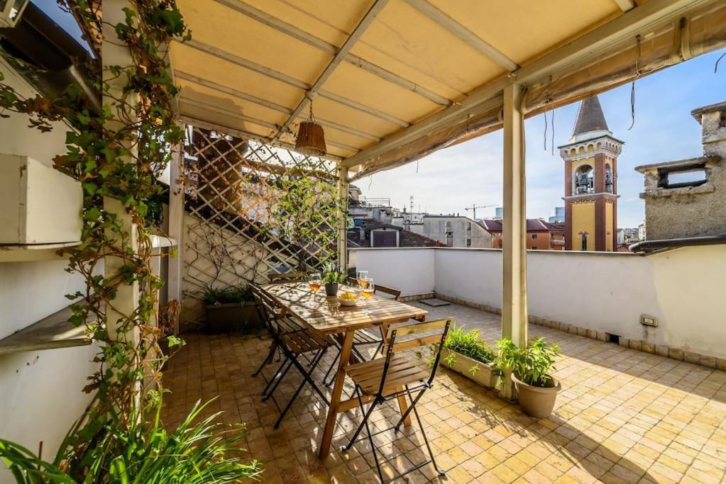 Buenos Aires' Nest - 10 Minutes From Duomo With Terrace Appartement Milaan Buitenkant foto