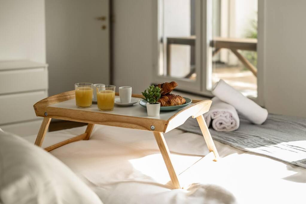 Buenos Aires' Nest - 10 Minutes From Duomo With Terrace Appartement Milaan Buitenkant foto