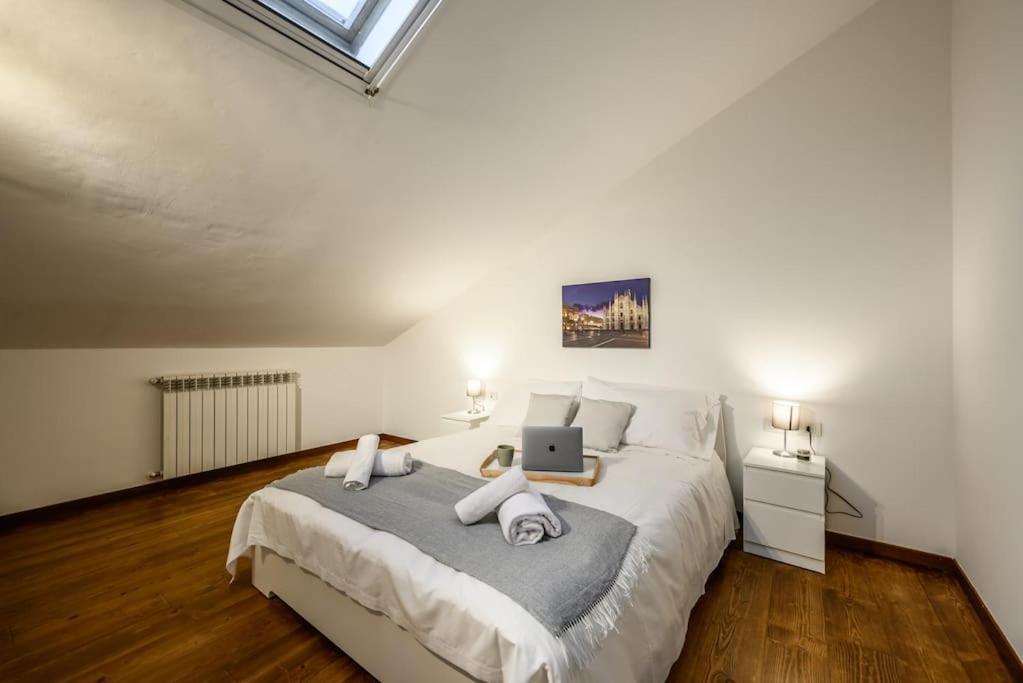 Buenos Aires' Nest - 10 Minutes From Duomo With Terrace Appartement Milaan Buitenkant foto